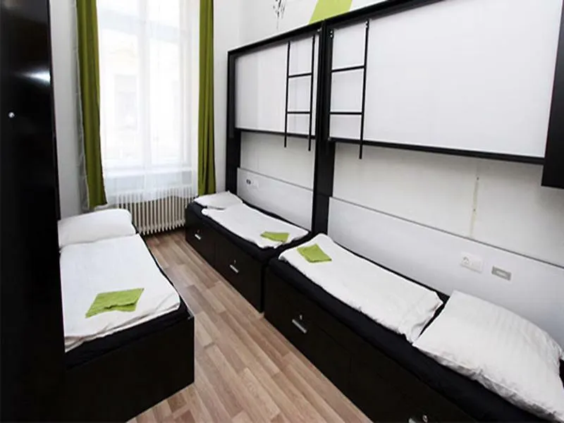 Adagio Hostel 1.0 Oktogon Βουδαπέστη